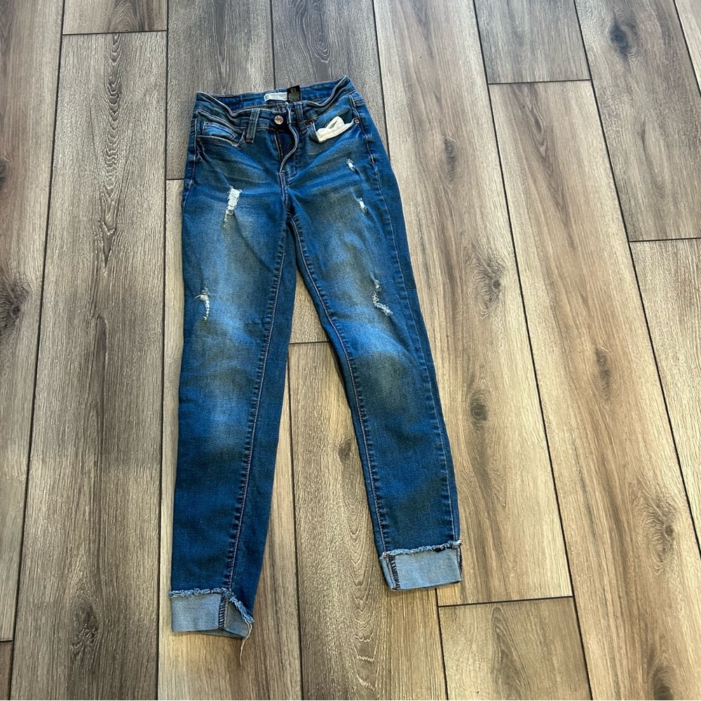Soundgirl Cuffed Skinny Jean  Size 0 - distressed